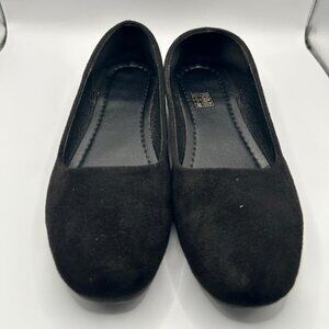 Black Faux Suede Flat size 7.5